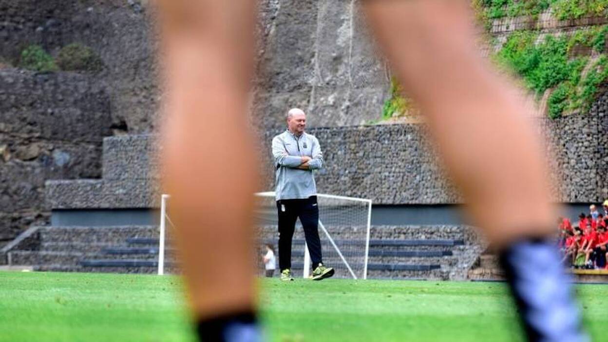 Camino libre para Pepe Mel