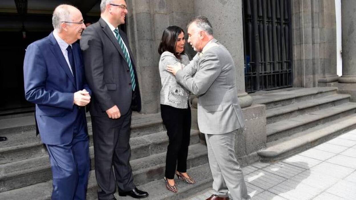 Torres fijará con Darias la agenda de negociación de transferencias