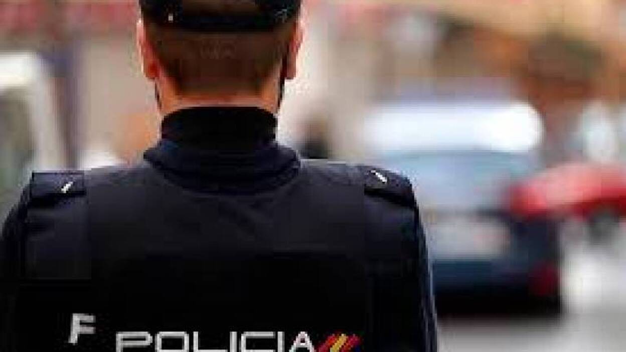 La Policía suspende la expedición de documentos y la cita previa