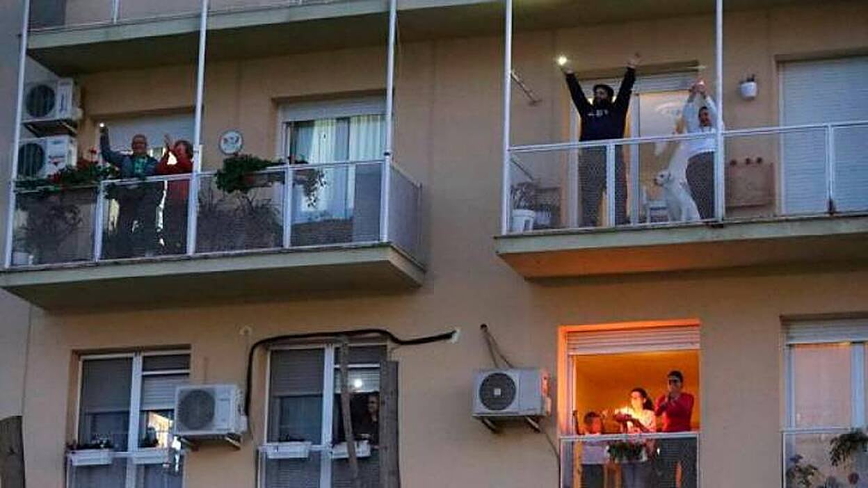 Aplaudir se convierte en terapia de grupo