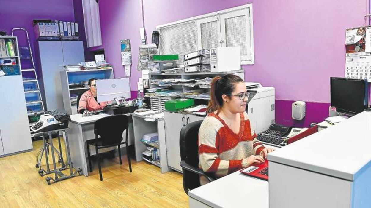 Miles de canarios no recibirán prestación del paro por ERTE durante este mes