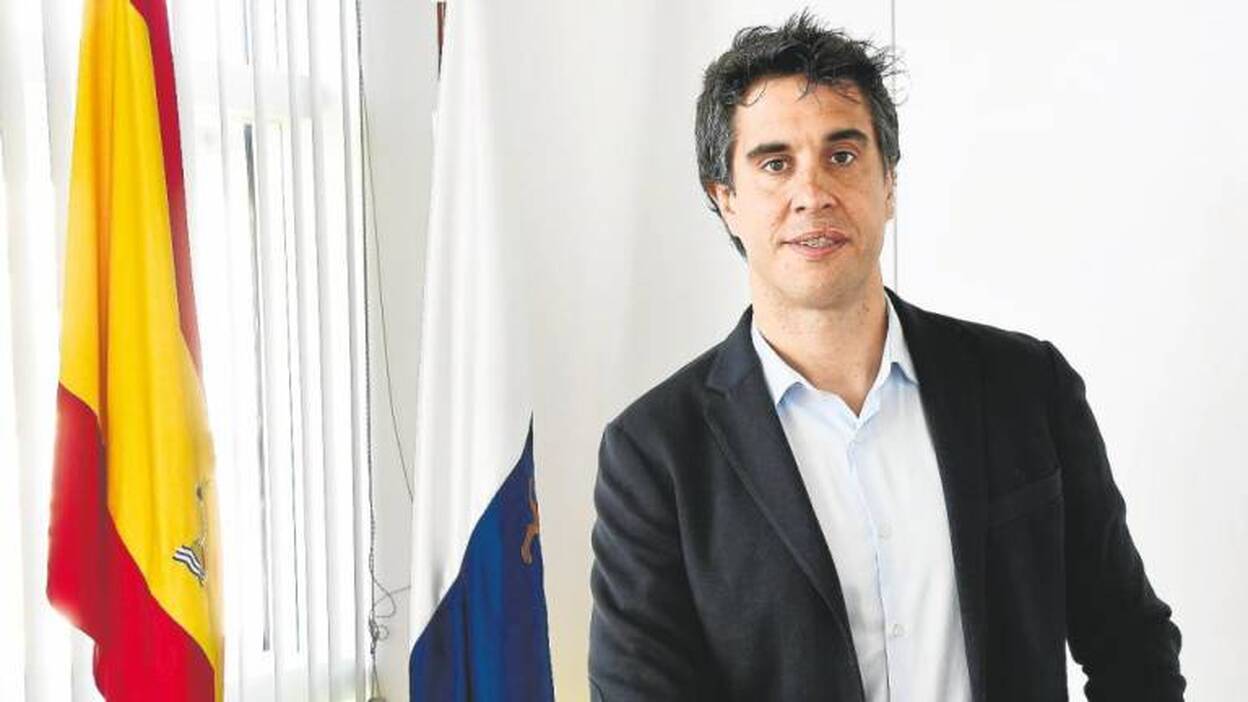 «En las islas va a haber una tromba de concursos»