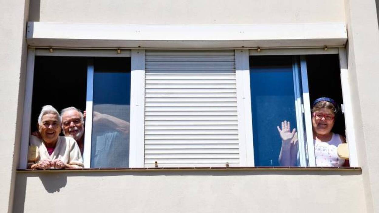 Ningún fallecido y 12 contagios más en Canarias