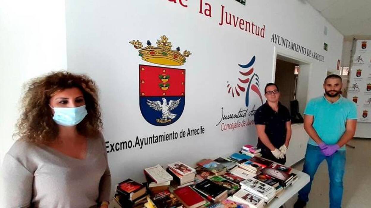 Libros para familias vulnerables de Arrecife