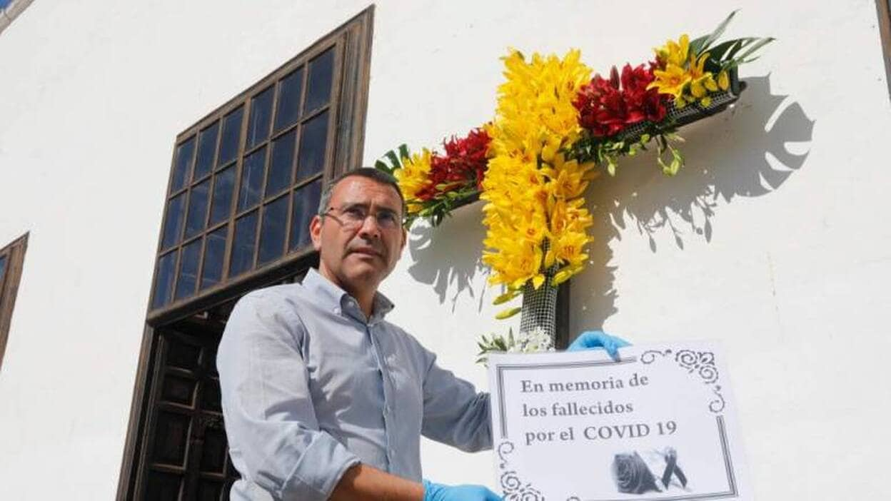 Cruces enramadas en Teguise