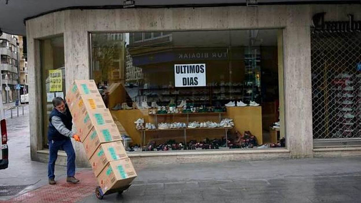 El Gobierno hace "todo lo posible" para agilizar las prestaciones de los ERTEs