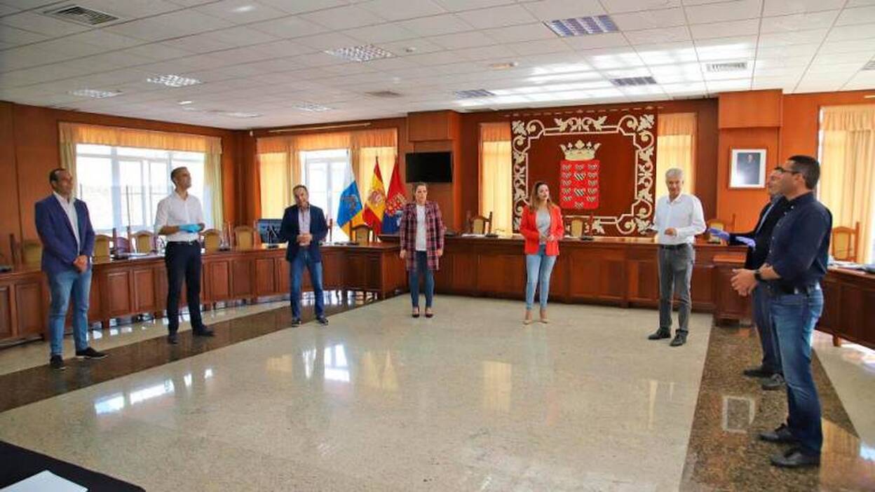 Luz verde a que Lanzarote se quede sin fiestas hasta el 30-S