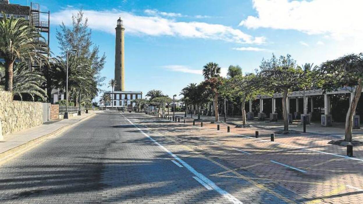 Canarias descarta que el turismo internacional se recupere en julio