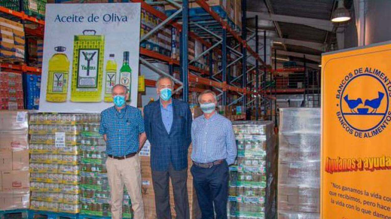 Ybarra dona 5.000 kilos de productos al Banco de Alimentos