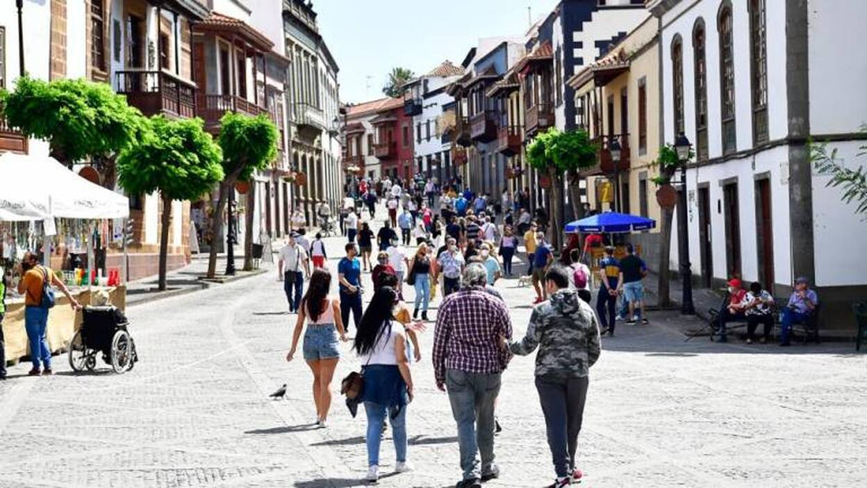 El consistorio pide a los terorenses que no llenen piscinas ni laven coches