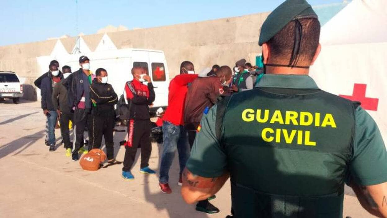 Localizan una patera al sur de Fuerteventura