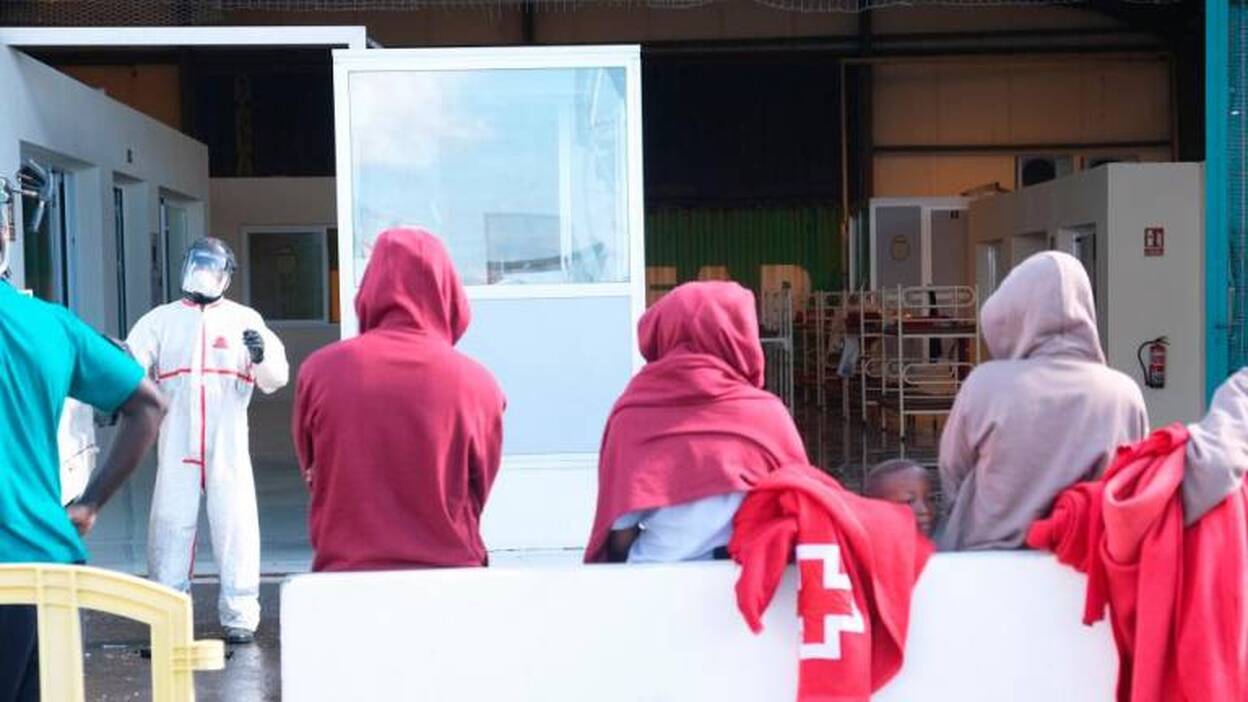 El Cabildo de Fuerteventura reabre en menos de dos semanas dos módulos del CIE