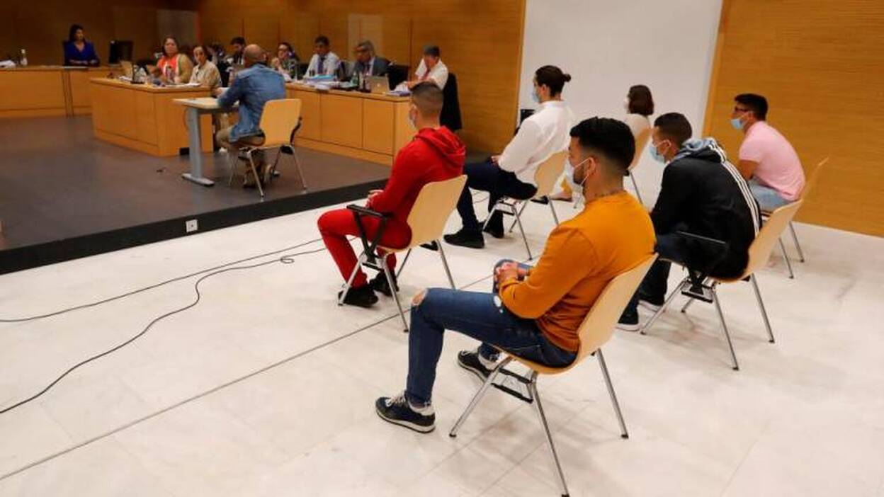 La piedra pesaba 30 kilos