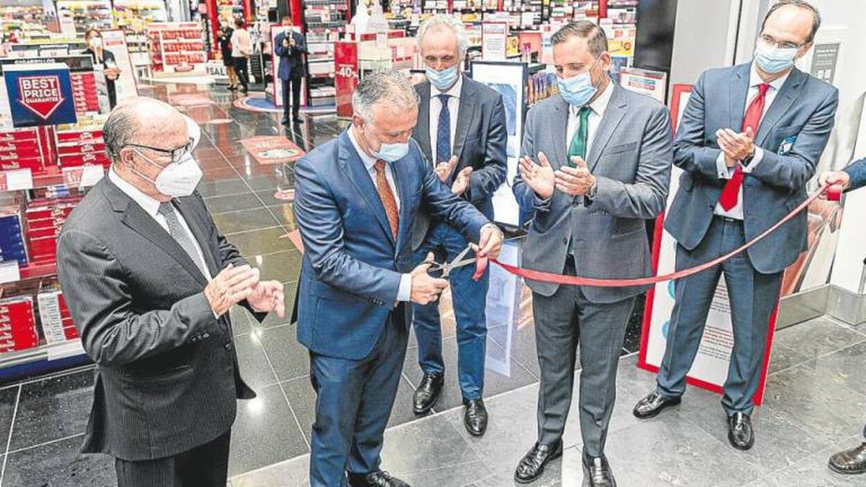 Reabren las tiendas Duty-Free canarias