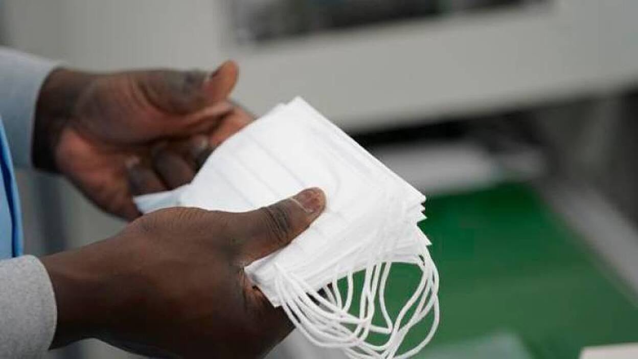 Las mascarillas quirúrgicas tardan hasta 400 años en descomponerse