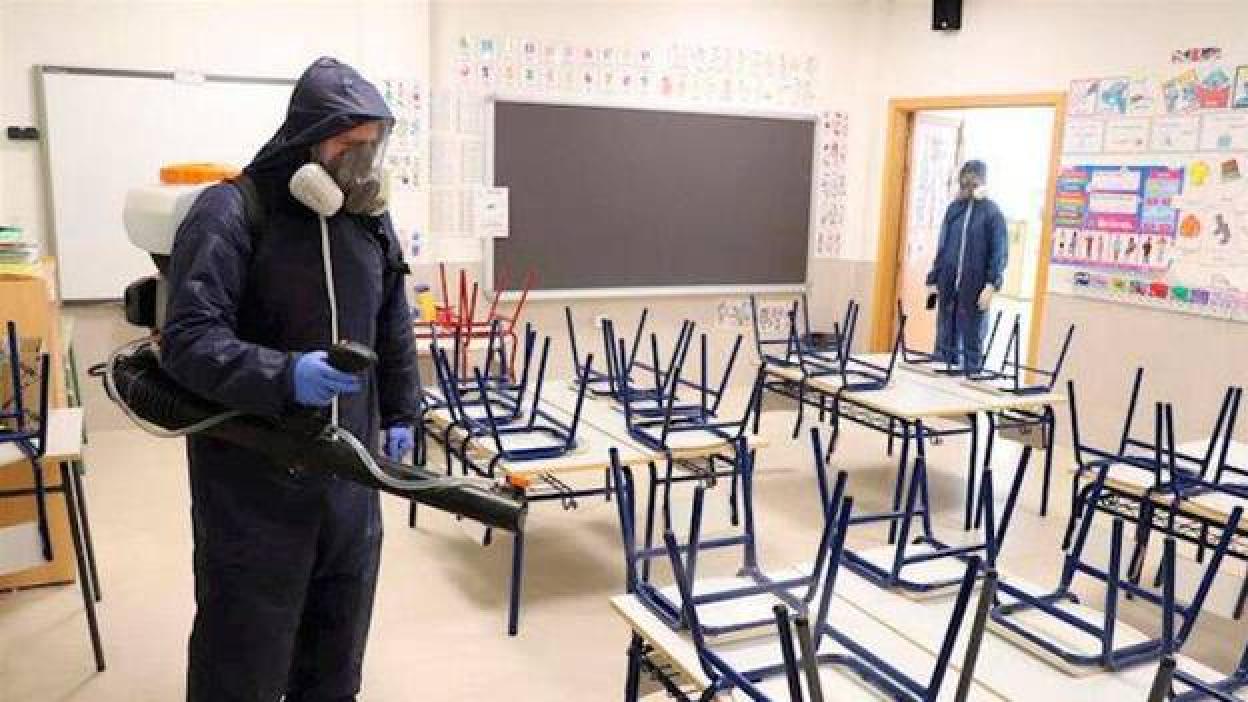 Torres garantiza el inicio del curso escolar en Canarias