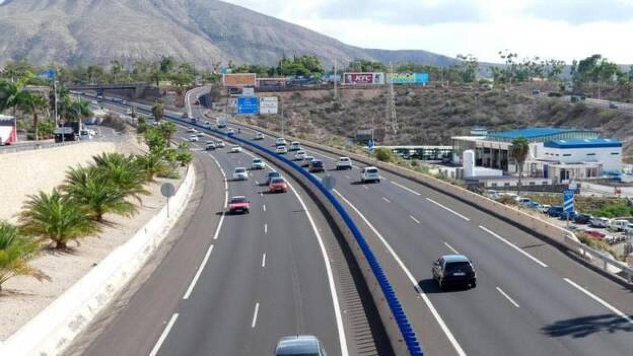 Circuló en dirección contraria 15 kilómetros en Tenerife