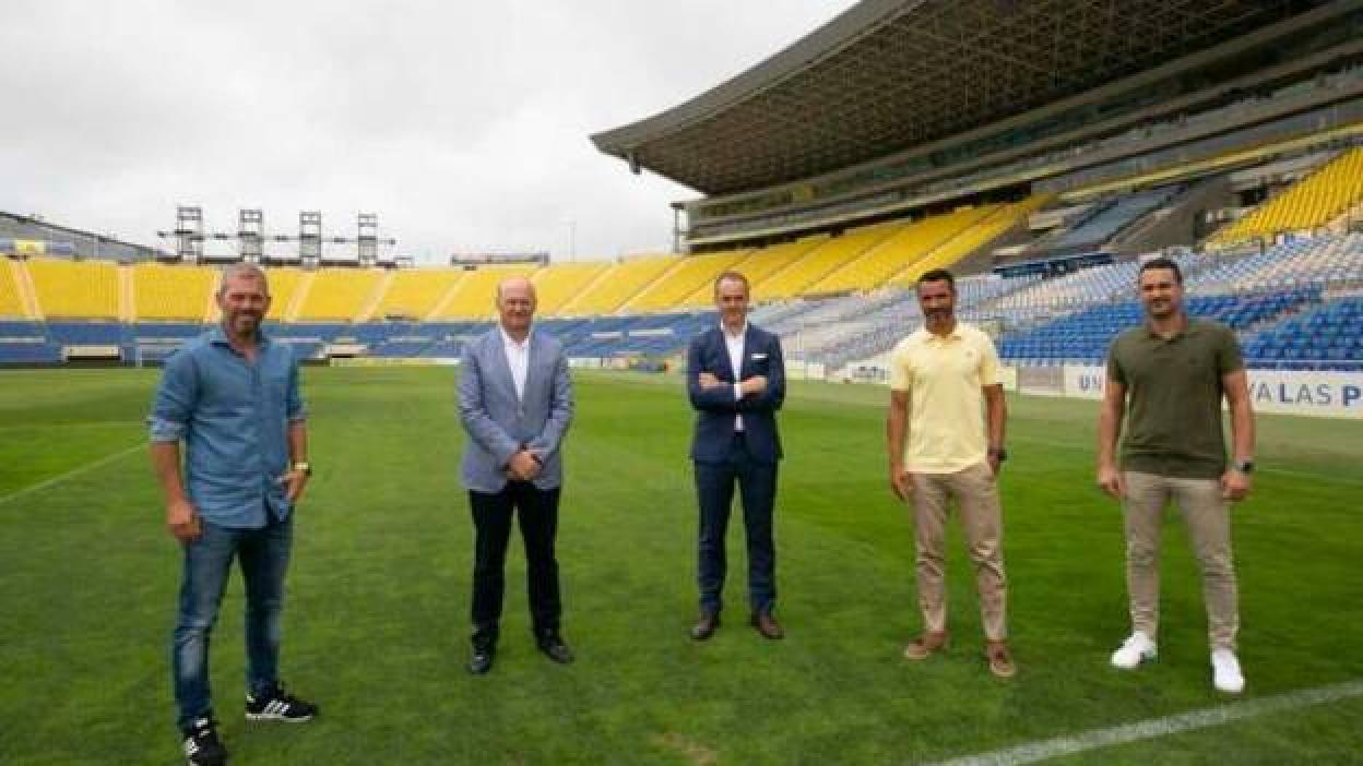 Pepe Mel renueva con la UD Las Palmas