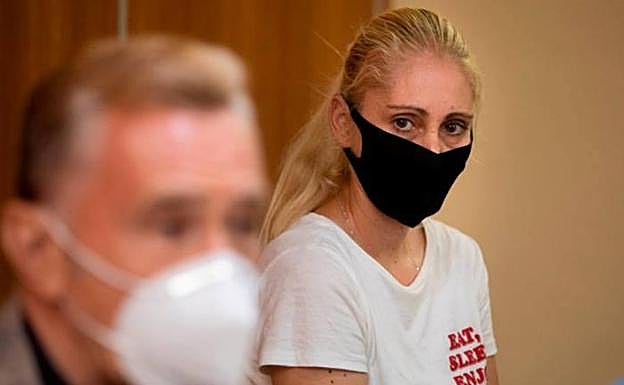 Ithaisa Suárez, madre de Yéremi, en rueda de prensa. 