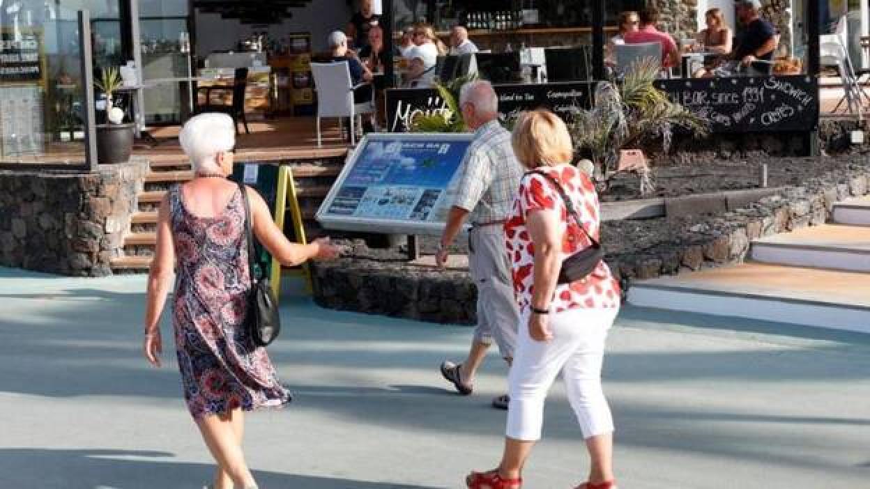 La patronal confía en el viajero nacional para ocupar camas