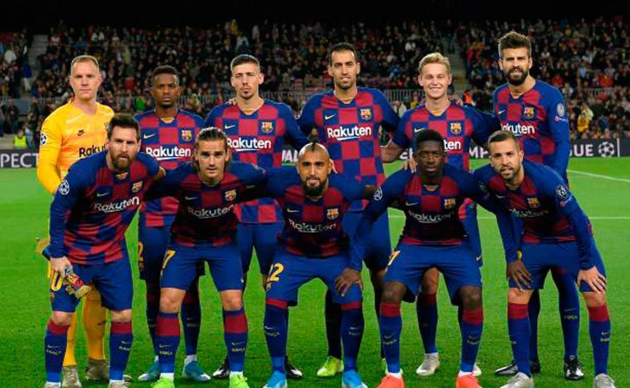 La vieja guardia del Barça se tambalea