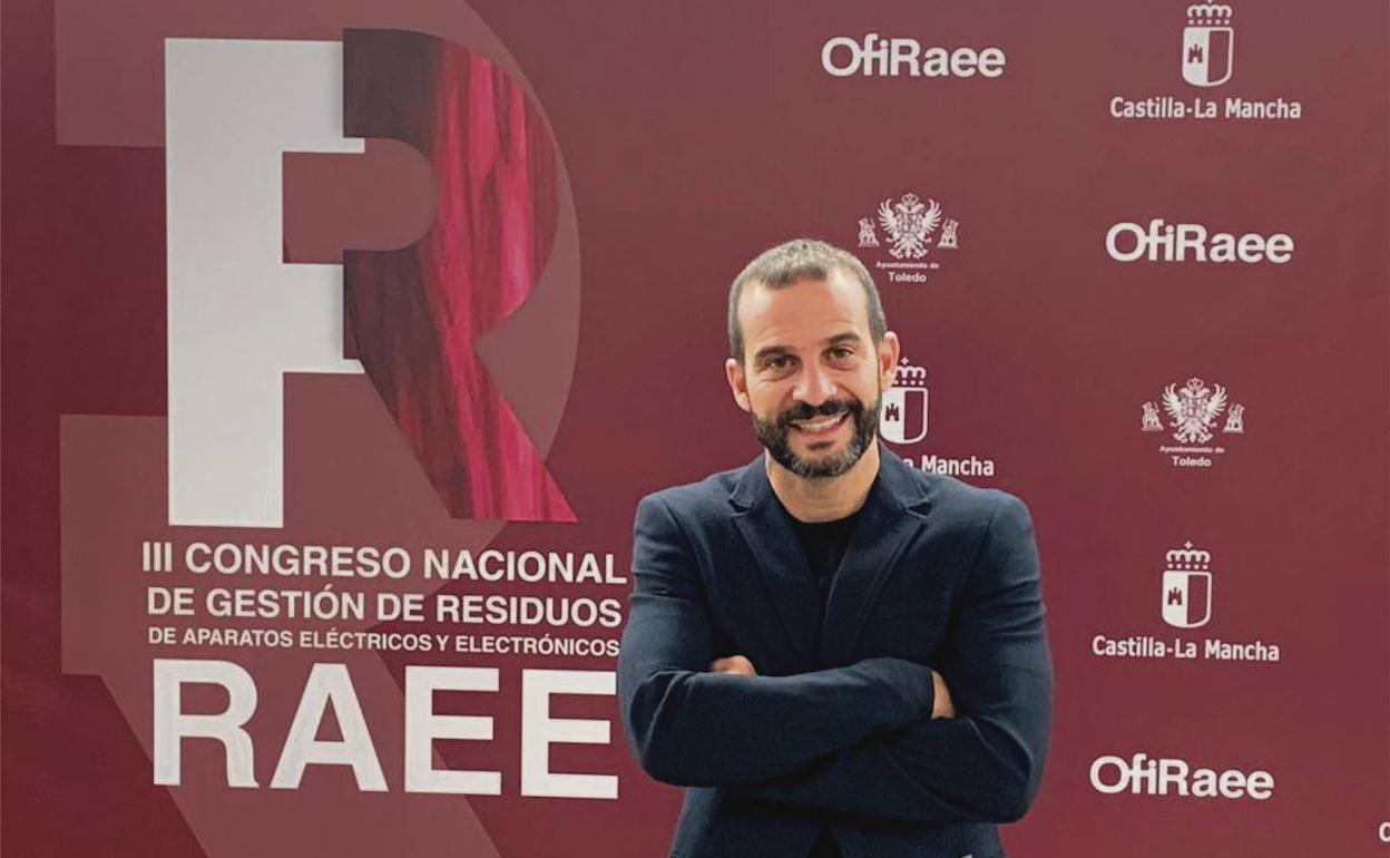 «Somos una industria inversa, es decir, nuestra materia prima es reutilizada»