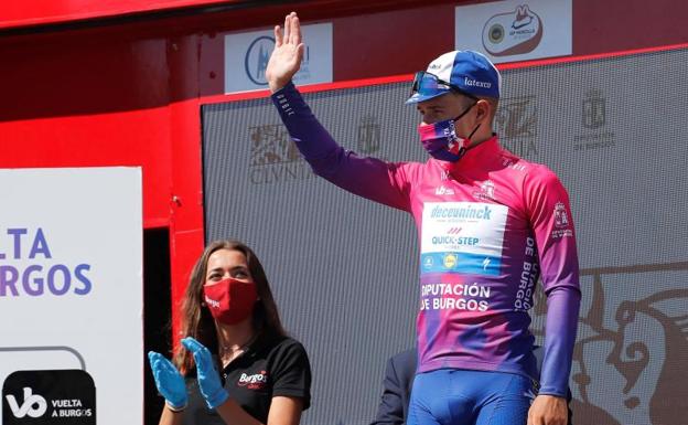 Evenepoel se lleva la Vuelta a Burgos e Iván Ramiro Sosa vuelve a ganar en Neila