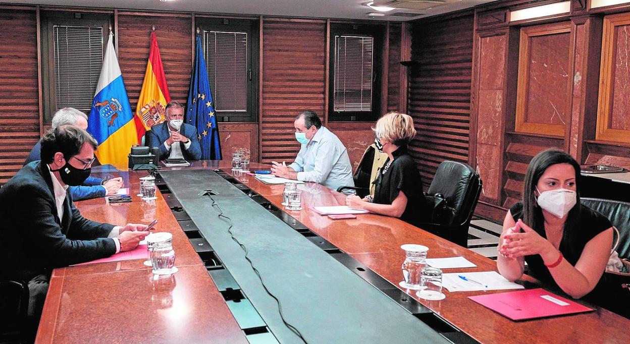 Consejo de Gobierno extraordinario sobre la evolución de la pandemia de coronavirus en Canarias. 
