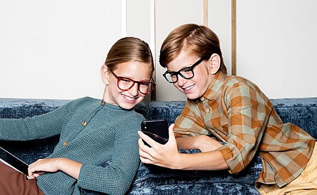 ¡Cuidando de su mirada incluso delante de las pantallas!