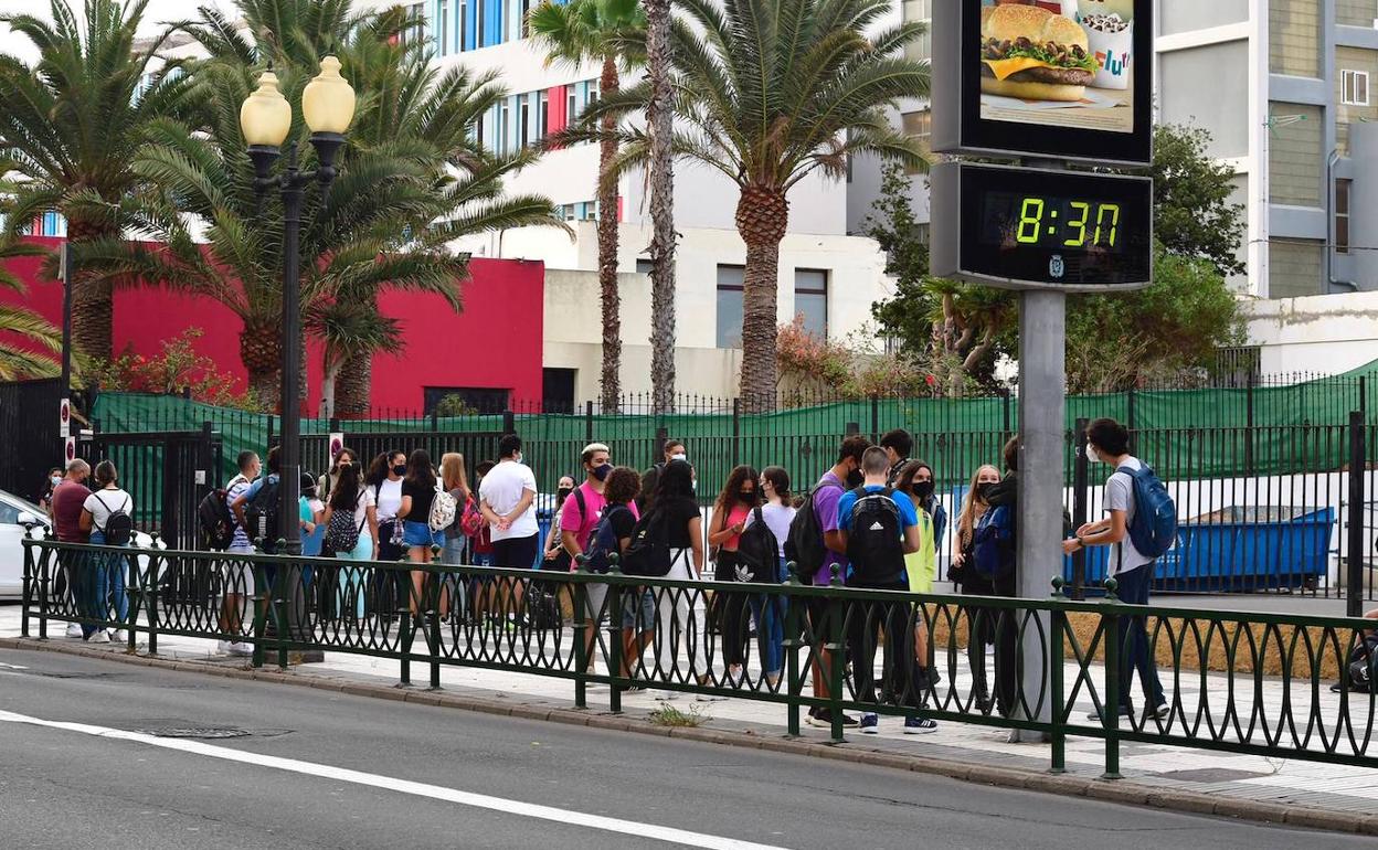 La nueva normalidad se instala en los institutos