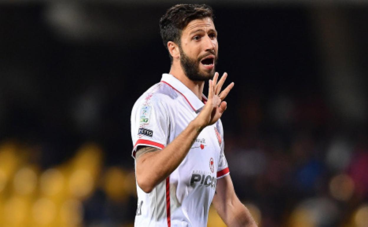 Pietro Iemmello es el delantero elegido para reforzar la delantera de la UD. 