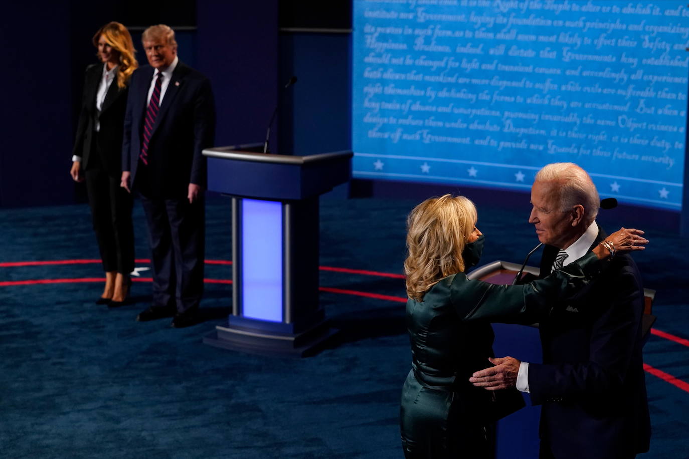 Tanto Donald Trump como Joe Biden, contaron con el apoyo en directo de sus mujeres, Melania Trump y Jill Biden.