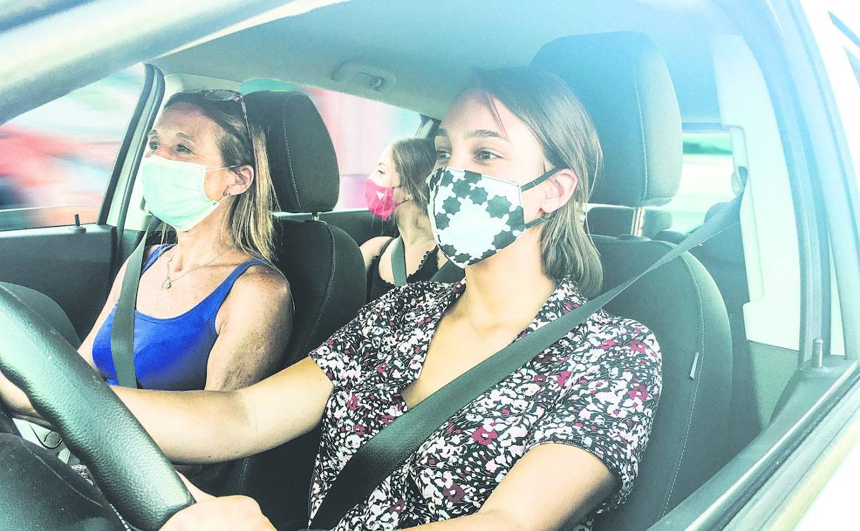 La mascarilla, un nuevo accesorio del coche