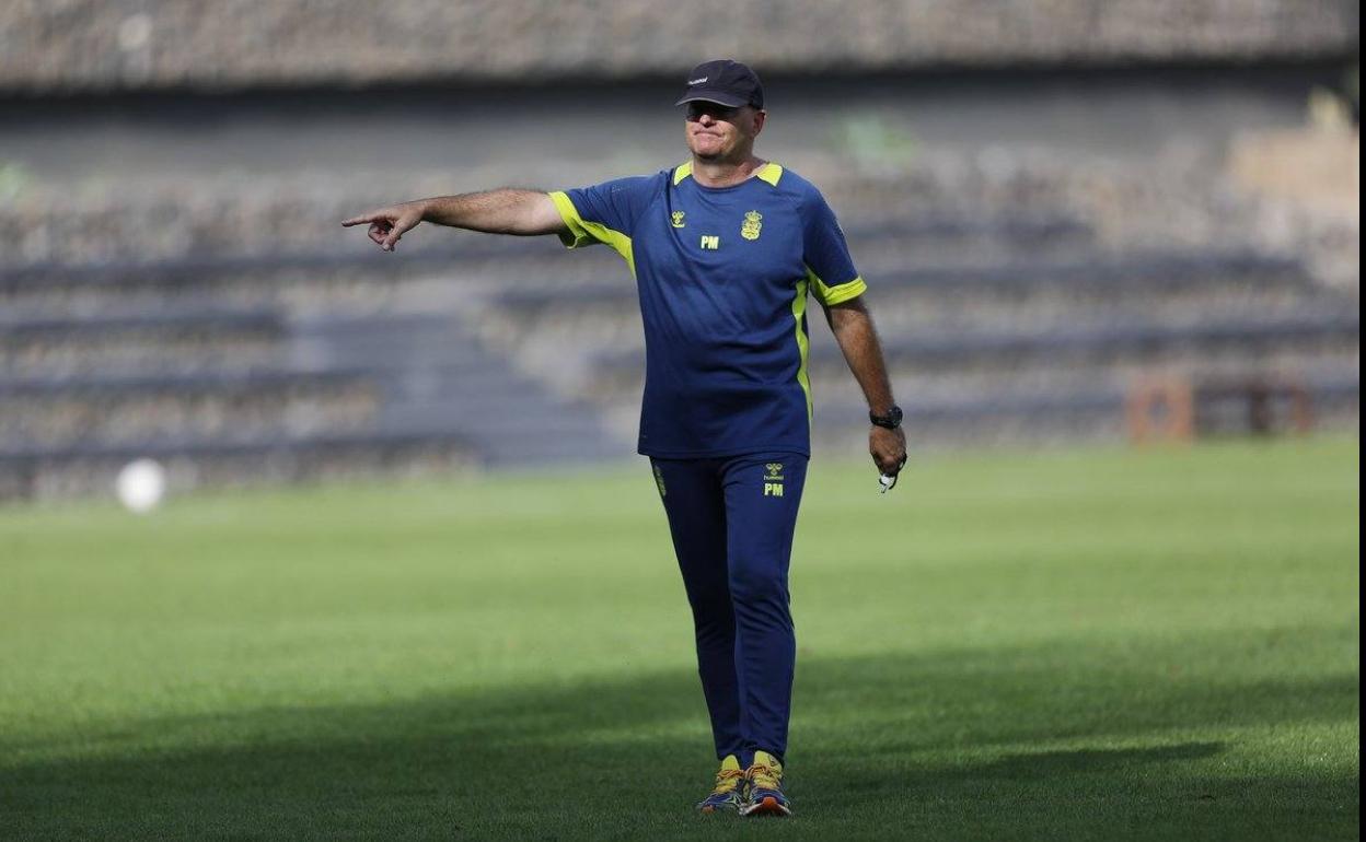 Pepe Mel durante un entrenamiento. 