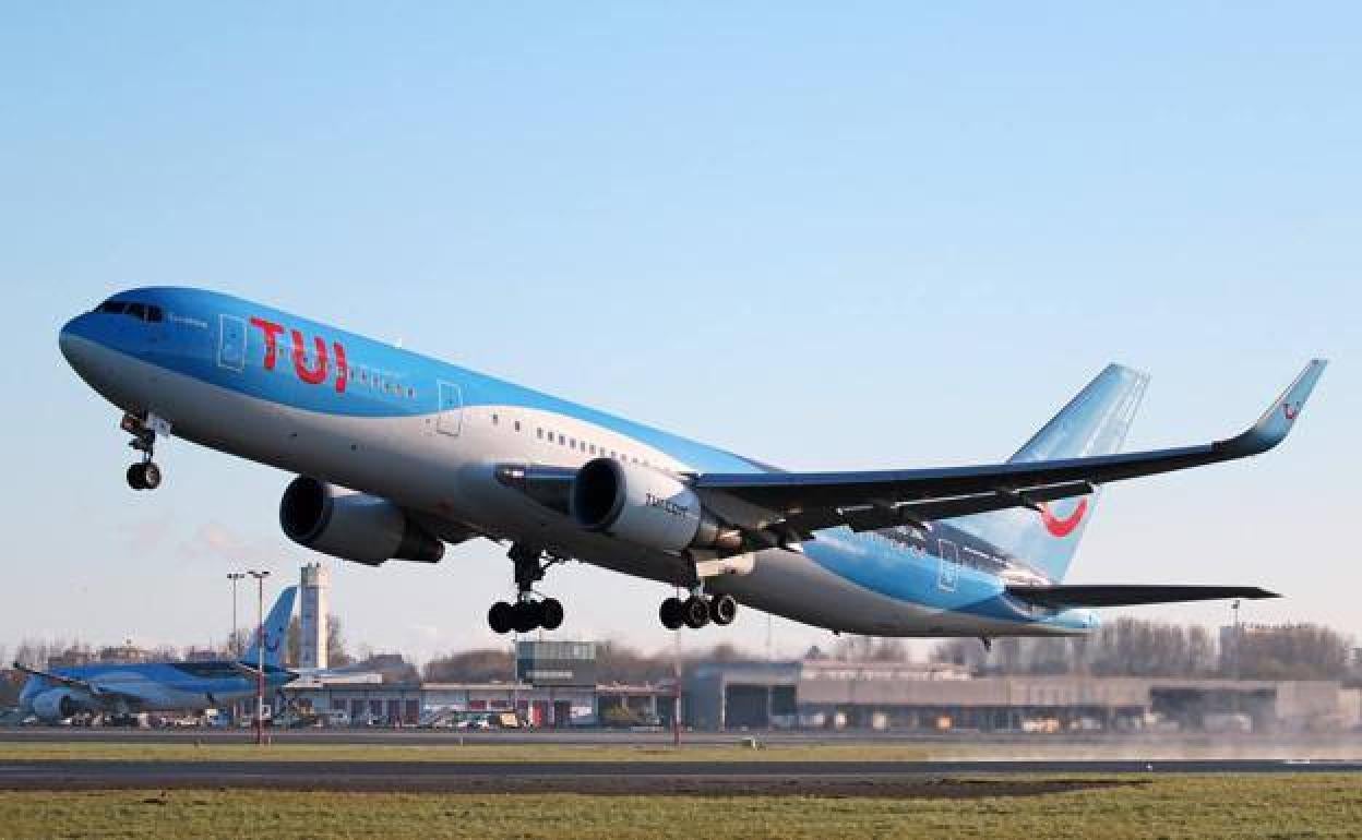 TUI UK suspende operaciones desde Inglaterra y Gales ante el nuevo confinamiento