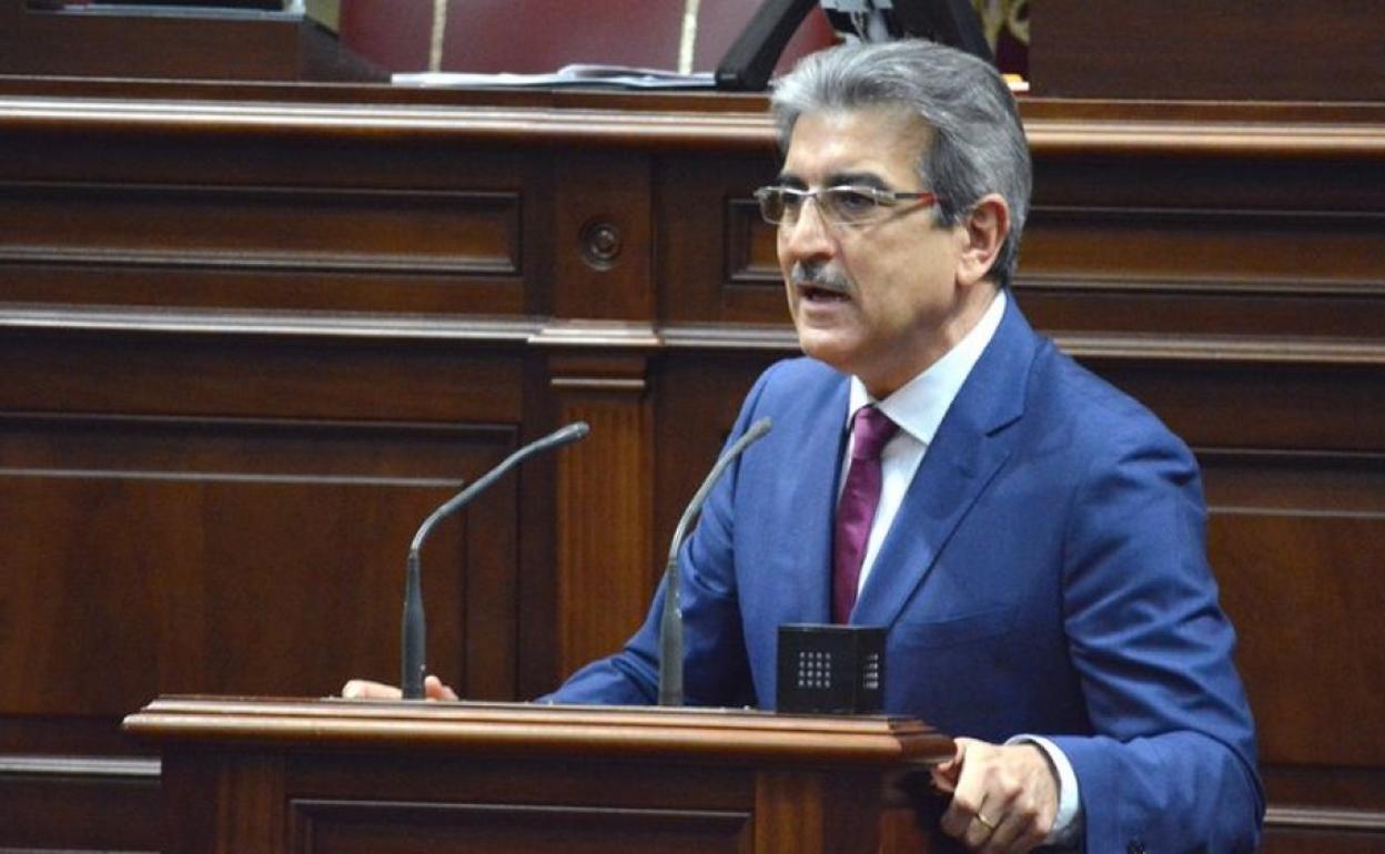 Román Rodríguez dice que la derivación es la única salida a la inmigración