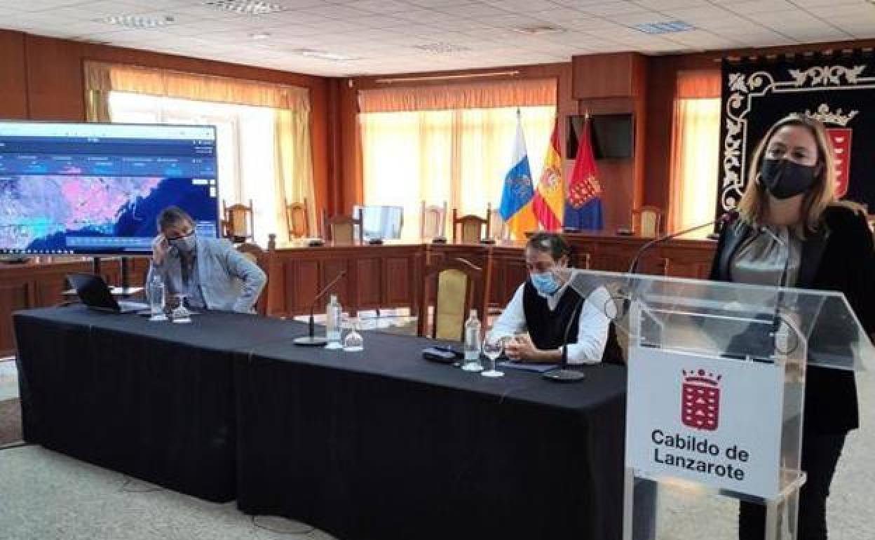 Participantes en la rueda de prensa. 