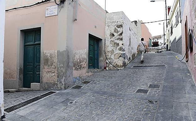 Tramo de la calle Chantre Espino Juárez. 