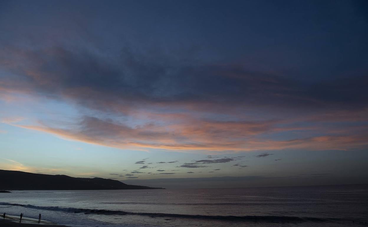 Rojo atardecer en Las Canteras