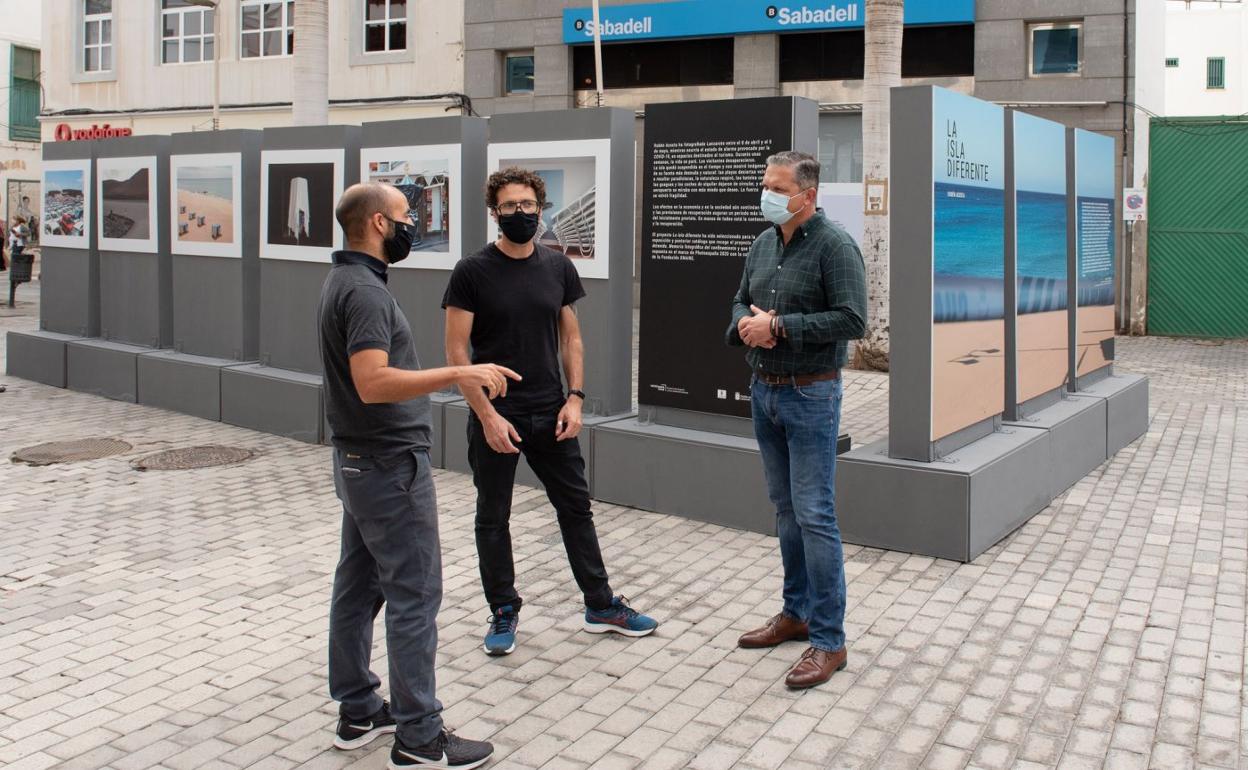 Muestra en Plazuela. 