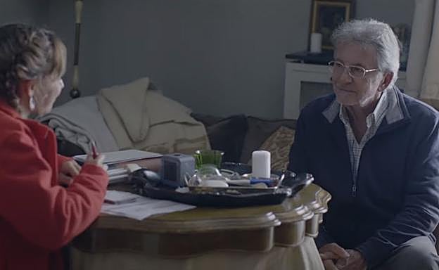 Imagen principal - Tres fotogramas de 'Encrucijada'.