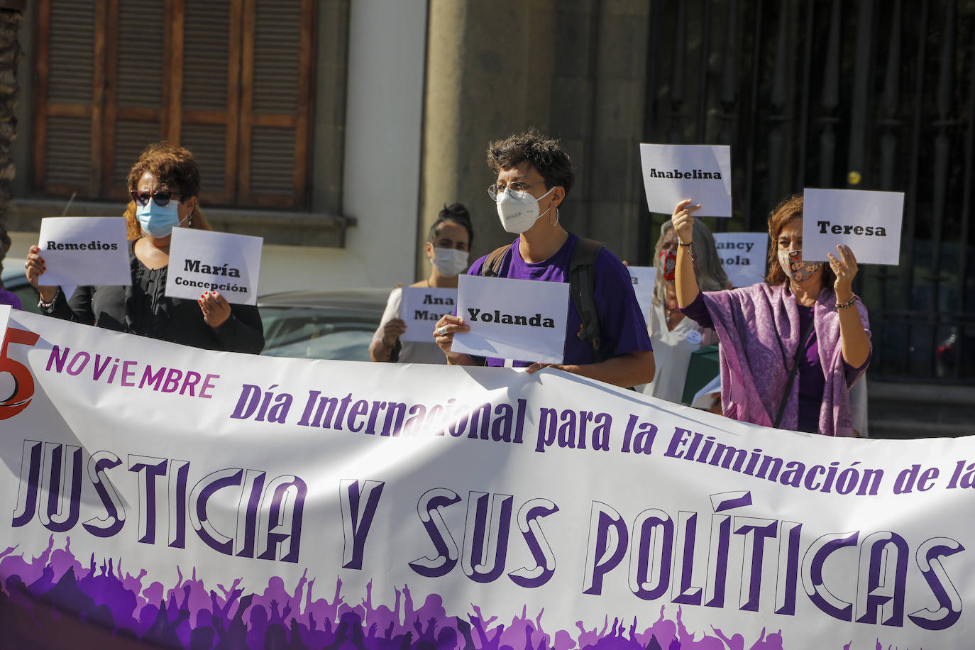 Fotos: Acto por el Día Internacional contra la Violencia Machista