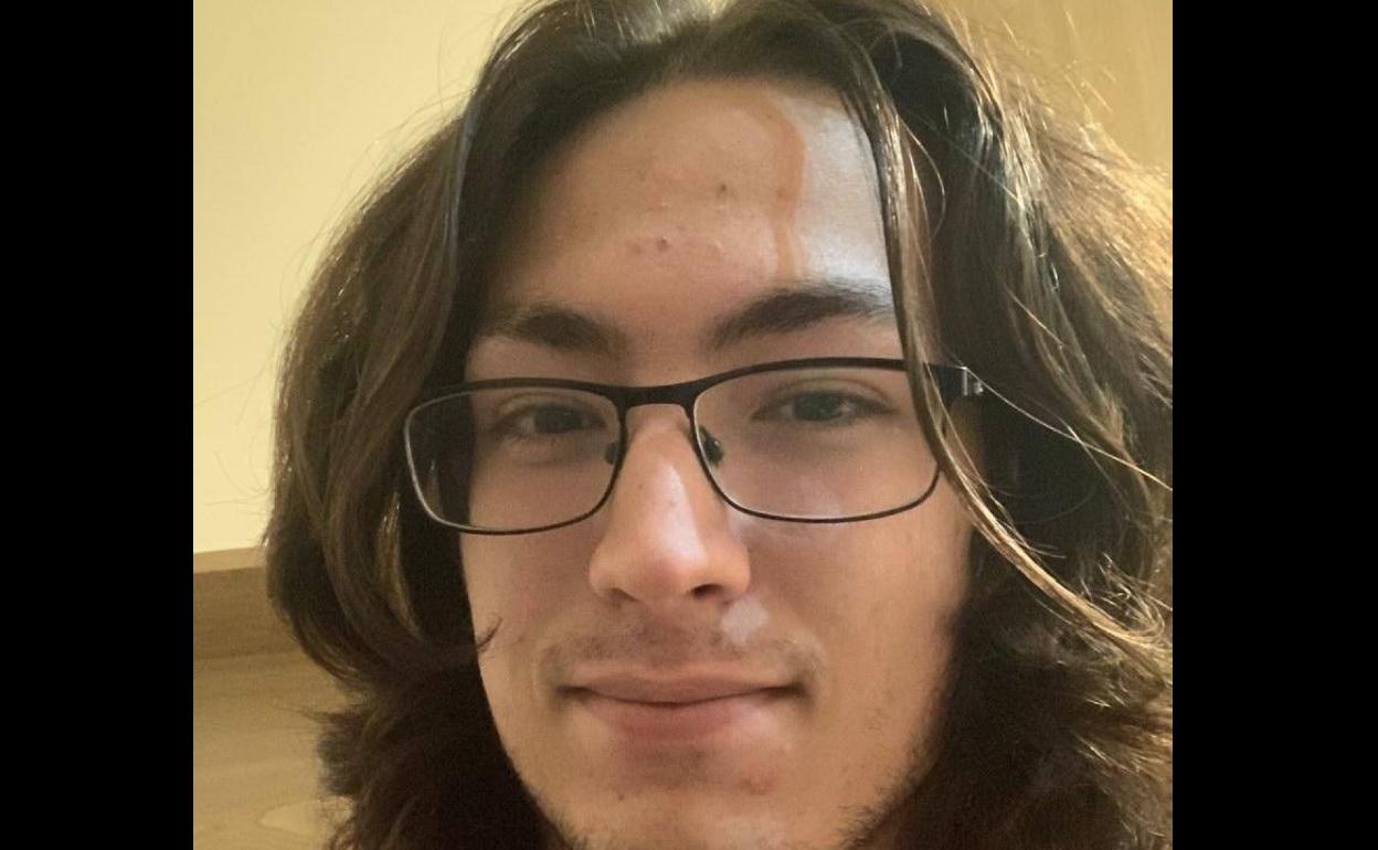 Pablo Santana, estudiante canario en Glasgow: «No hay forma de hacérsela. No sé cuándo podré irme»