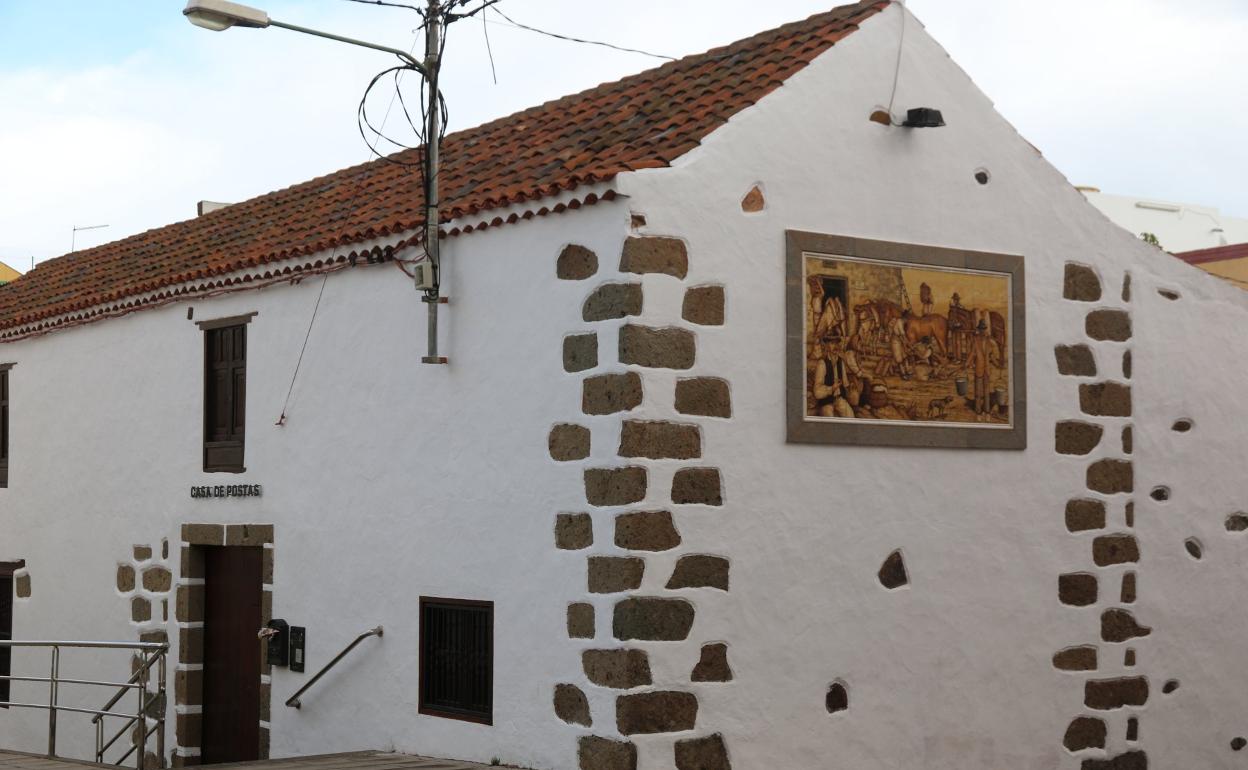 Fachada de la Casa de Postas de Ingenio, donde se pretende conservar la esencia, historia y bibliografía de la lucha en Gran Canaria. 