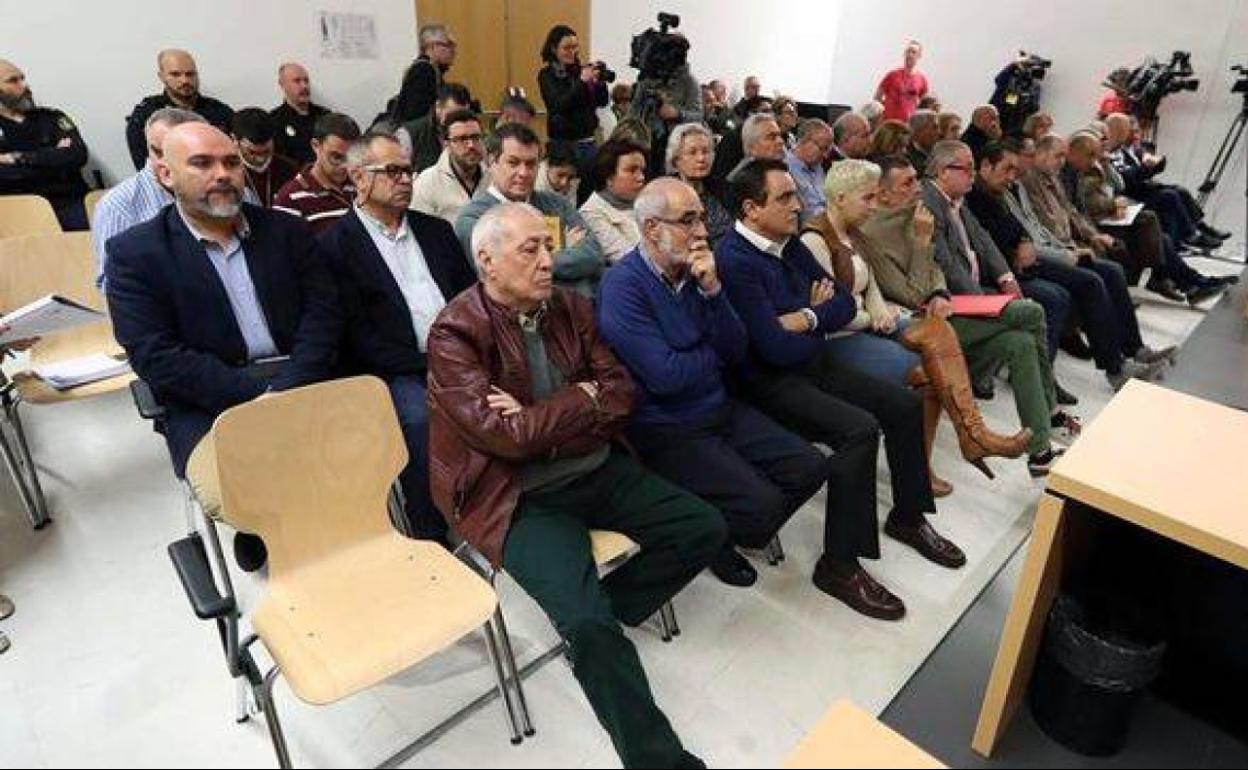 Imagen de archivo de los acusados durante el juicio. 