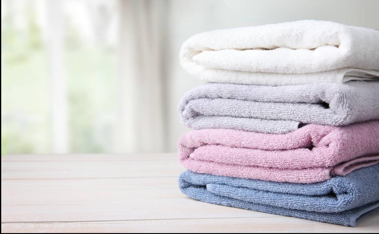 ¿Por qué hay toallas que no secan?