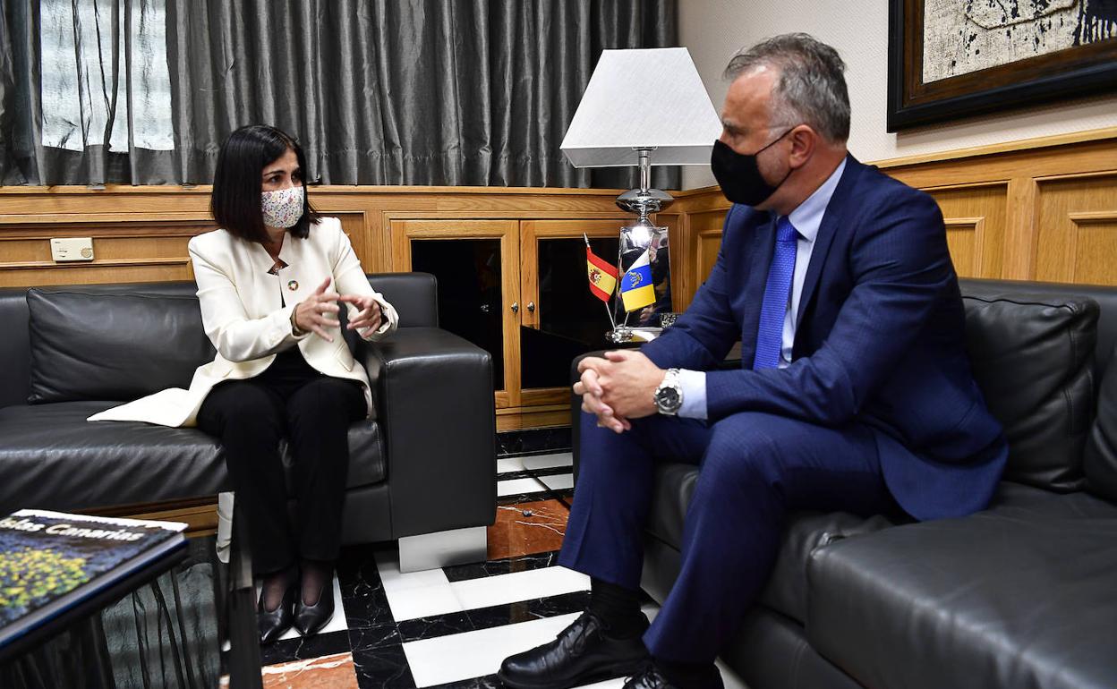 Carolina Darias y Ángel Víctor Torres en un encuentro reciente. 