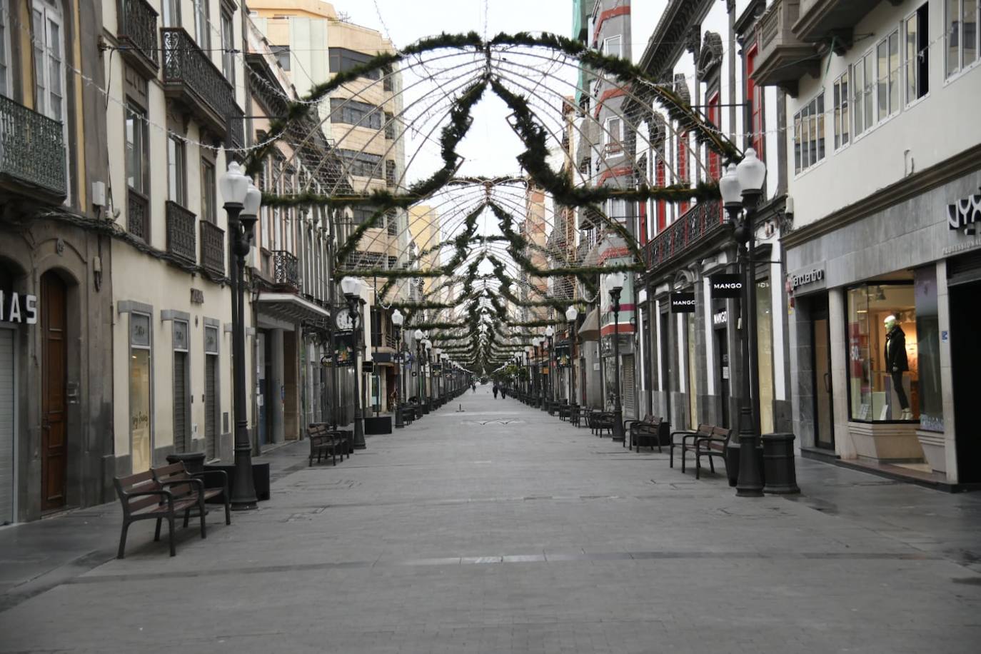 La calle Triana amaneció desangelada en un 1 de enero peculiar.
