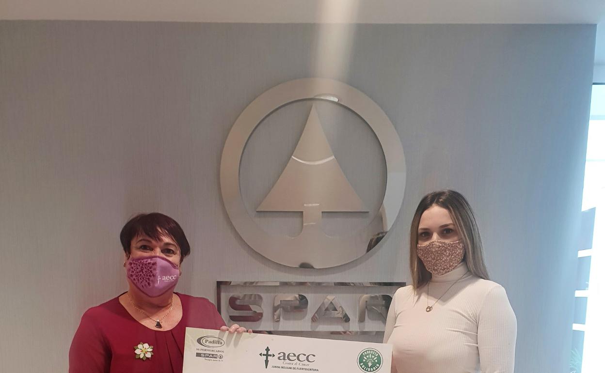 Padilla-SPAR y sus clientes donan 4.200 euros a la AECC y Adivia