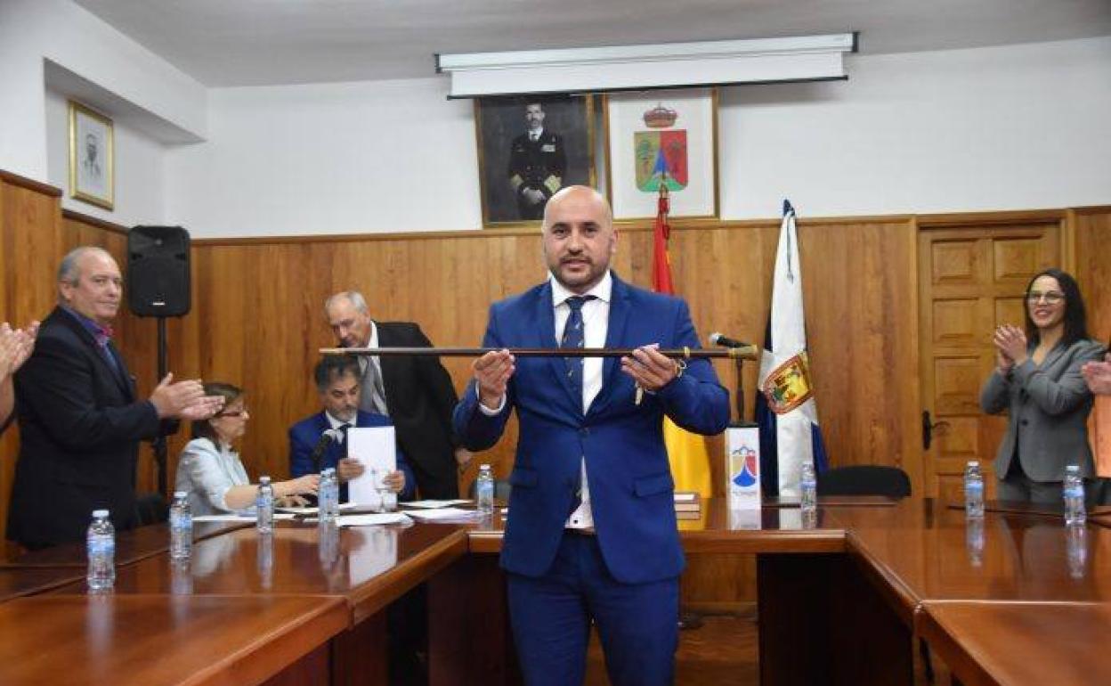 Piden 10 años de inhabilitación por prevaricación para el alcalde de El Tanque